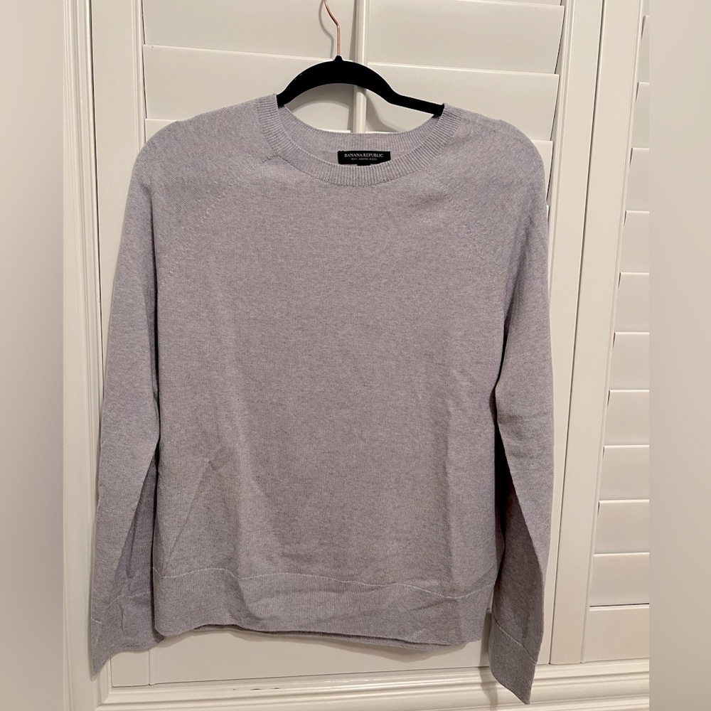 Lavender Banana Republic Merino wool sweater